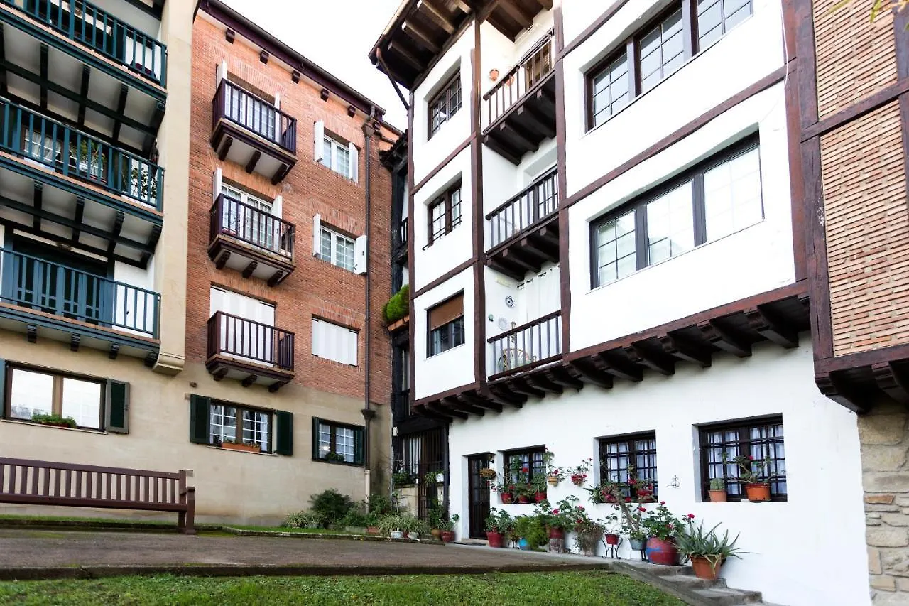 Apartment Olerki By Smiling Rentals Hondarribia Spain